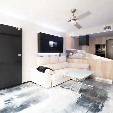 Apartman La Farola - Luxury Domotic Flat In Puerto Deportivo