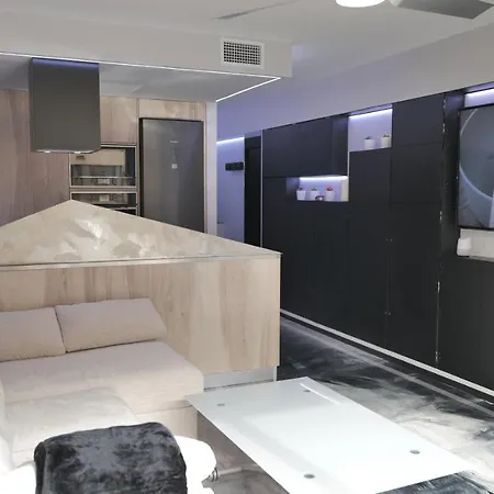 La Farola - Luxury Domotic Flat In Puerto Deportivo Apartman *